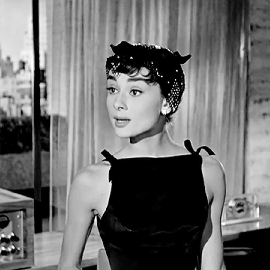 21 Audrey-Hepburn-GIFs